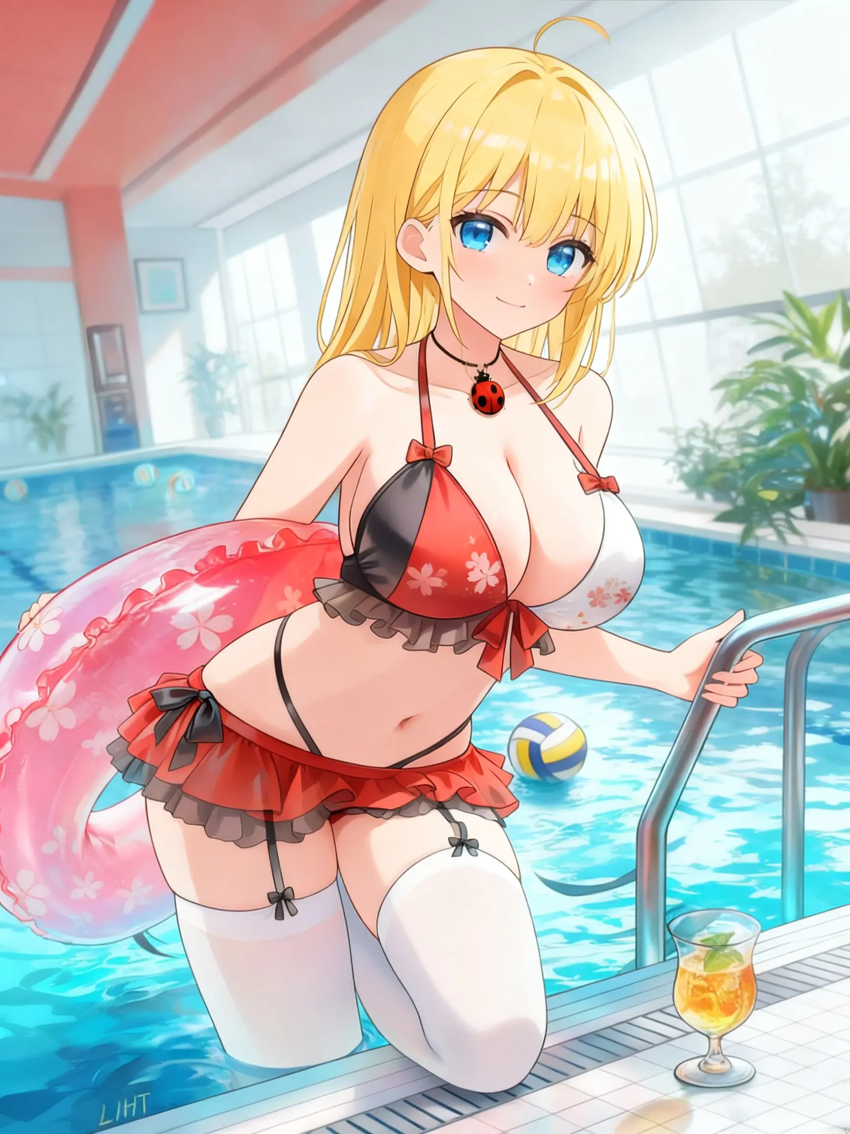 Пикси у бассейна в купальнике с кругом 18+